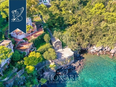 Prestigiosa villa di 450 mq in vendita, Ischia, Campania