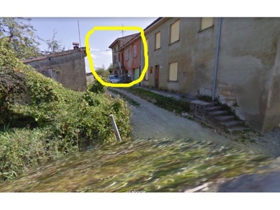 Rustico/Casale in vendita a Gropparello, Frazione Bersani, Località Bersani 12