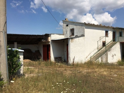 Stabile/Palazzo in vendita in via contrada matina (o anche serra stantieri), Tito