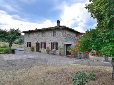 Vendita Rustico casale, in zona PIANO DEL VOGLIO, SAN BENEDETTO VAL DI SAMBRO