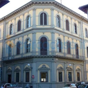 Villa a schiera da ristrutturare in vendita a Firenze