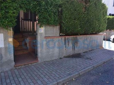 Villa a schiera in ottime condizioni in vendita a Corigliano-Rossano