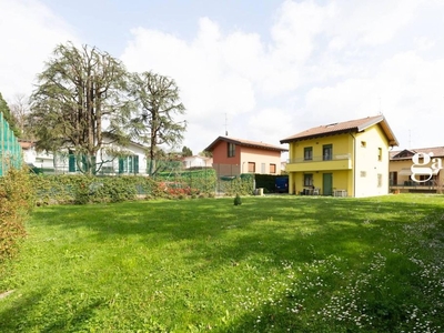 Villa di 156 mq in vendita Via Torricelli, 10, Merate, Lombardia