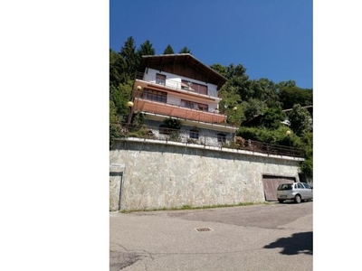 Villa in vendita a San Fedele Intelvi