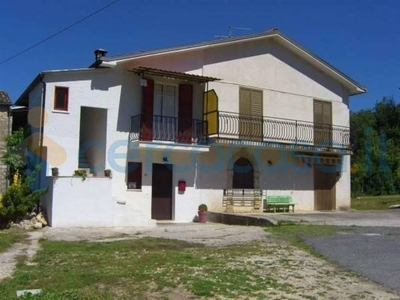 Villa in vendita in Via Fontanelle, Arce