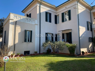 Villa in vendita Pisa