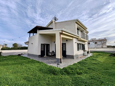 Villa in vendita Siracusa