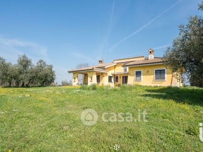 Villa in vendita Via Fonte Nuova , Montelibretti