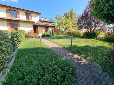 Appartamento in vendita a Piadena Cremona