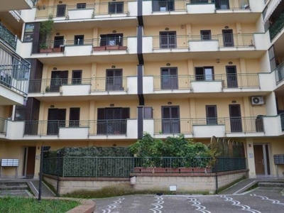 Appartamento in vendita a Caserta via Eduardo De Filippo, 6