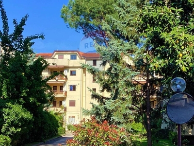 Appartamento in vendita a Caserta via s.s.Nome di Maria, 188