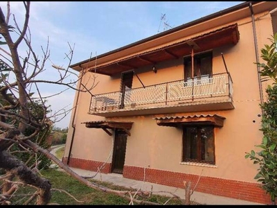 Casa singola in vendita a Tortona Alessandria
