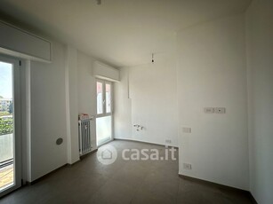 Appartamento in Vendita in Corso Vercelli 58 a Novara