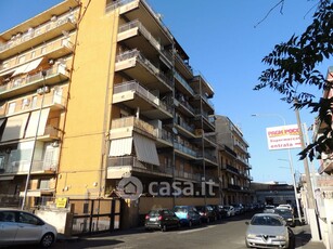Appartamento in Vendita in Via Francesco Guglielmino 12 a Catania