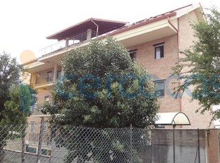 Appartamento Trilocale in ottime condizioni, in vendita in Via Pescara, Chieti