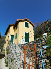Casa singola a Avegno - Rif. 38