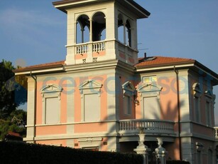 Casa singola in affitto in Via Mazzini 15, Forte Dei Marmi