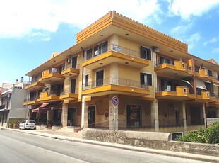 Grande appartamento in vendita presso Rometta Marea, Messina