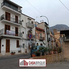 Palazzina con vista panoramica in vendita a Sant'Elia