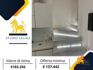 Trilocale in vendita a Castellammare di Stabia