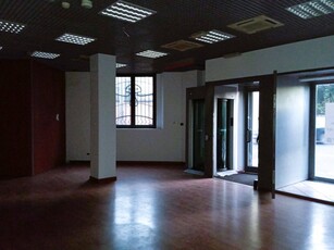 Ufficio condiviso in affitto a Besana In Brianza