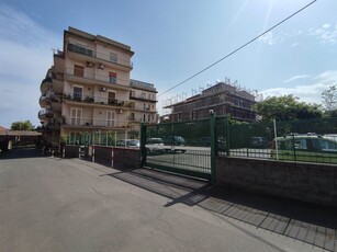 Vendita Appartamento, in zona CANALICCHIO / L. DA VINCI / P.ZZA DELL'OVA, CATANIA