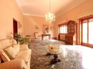 Villa bifamiliare vendita a Squinzano (LE)