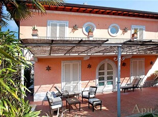 Villa in affitto a Forte dei Marmi