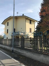 Villa in ottime condizioni, in vendita a Mariana Mantovana