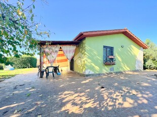Villa in vendita a Caprarola