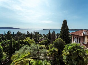 Villa unifamigliare di 227 mq a Gardone Riviera