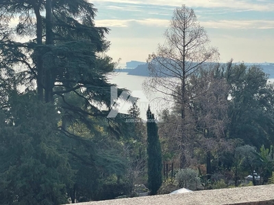 Casa indipendente vista lago in via carere, Gardone Riviera