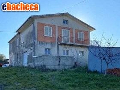 Casale a Offida di 280 mq