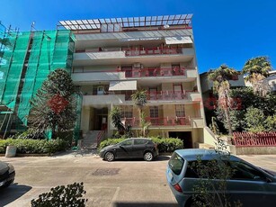 Appartamento in vendita a Caserta, Via De Falco , 28 - Caserta, CE