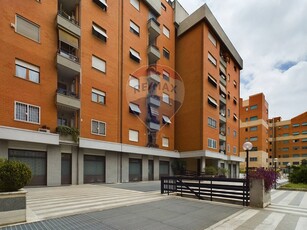 Appartamento in Vendita a Roma, zona Monte Sacro, 399'000€, 137 m²