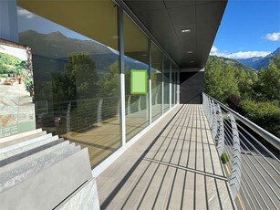 Capannone in affitto Aosta