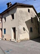 CASA INDIPENDENTE A POVE DEL GRAPPA