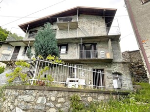 Casa indipendente in affitto a Civo