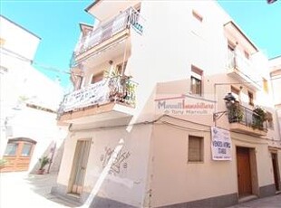Casa indipendente in vendita a Cassano delle Murge Centro storico
