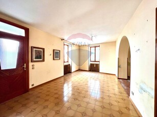 Casa indipendente in vendita a Quinzano D'Oglio