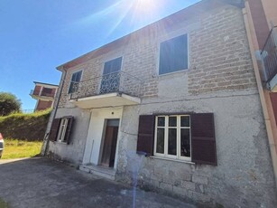 Casa Indipendente in vendita a San Giovanni Incarico, VIA COLLE TRONCO, SNC - San Giovanni Incarico, FR