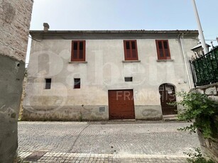 Casa indipendente in vendita Caserta