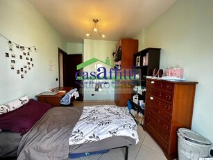 Casa Semi Indipendente in Affitto a Chieti, zona Chieti Scalo stazione, 225€, 100 m², arredato