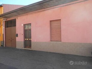 Casa singola + 500mq di spazio esterno e garage