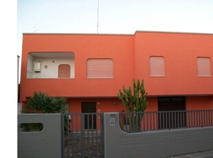 Palazzo/Stabile in vendita a Melendugno, Frazione Borgagne, Via Lecce 7