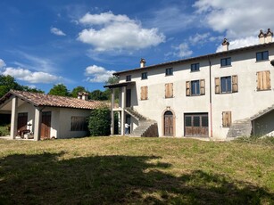 Rustico/Casale/Corte in vendita a Gualdo Tadino - Zona: Vaccara