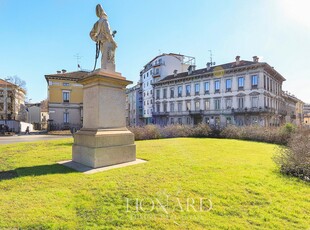 Signorile palazzo d'epoca a breve distanza da Milano e Bergamo