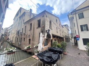 Stabile/Palazzo da ristrutturare, Treviso centro storico