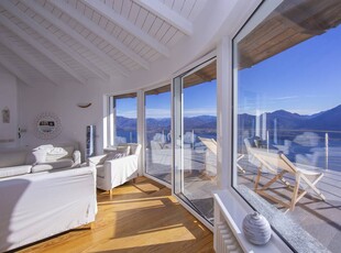 Villa con vista lago - Parcheggio, terrazza, Internet - 900m dal Lago Maggiore