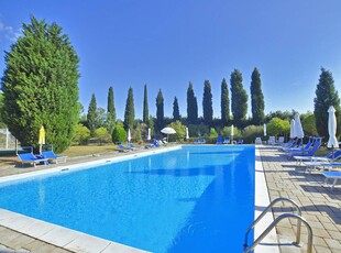 Villa di lusso con piscina, giardino e parcheggio - 700m dal Ristorante Castello